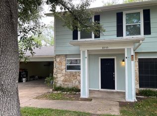 8555 Red Willow Dr, Austin, TX 78736