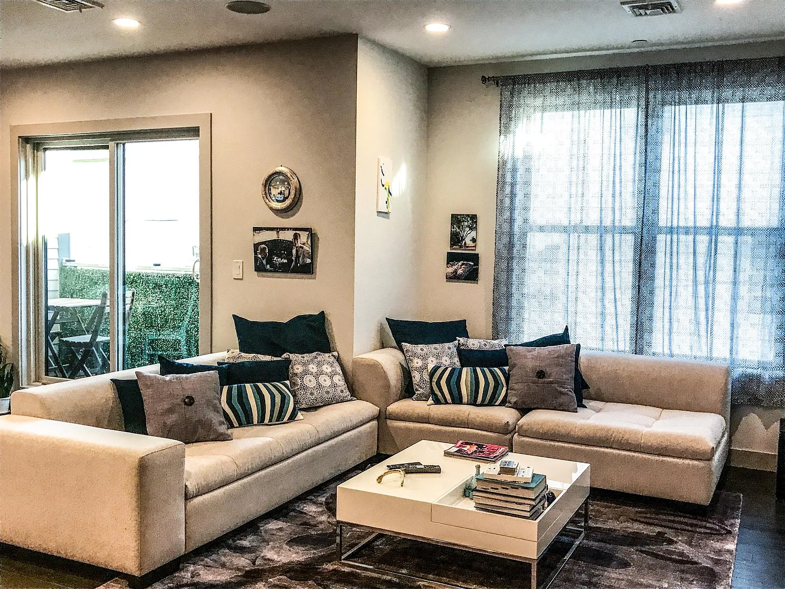 1 bed, 948 sqft, $4,250 — Photo 1