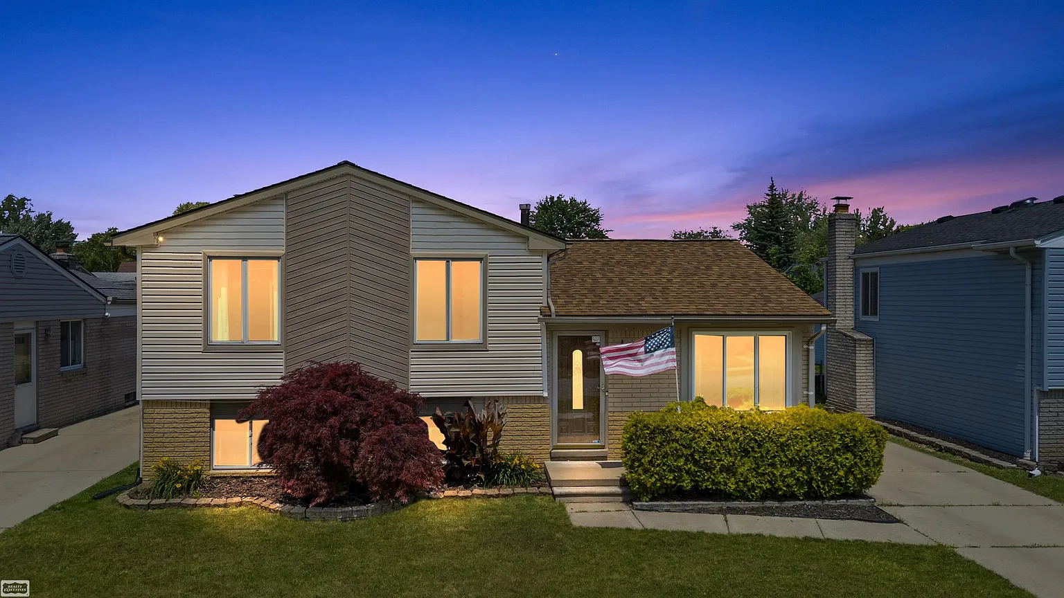 24141 Cottrell St photo 1