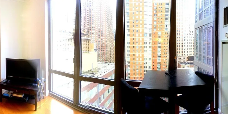 Rented by Manhattan Boutique Real Estate | media 31