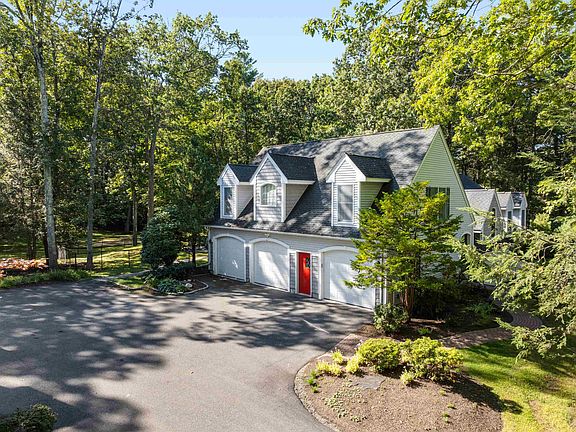 2nd image of 117 Castle Hill Road