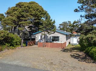 2132 NW Inlet Ave, Lincoln City, OR 97367