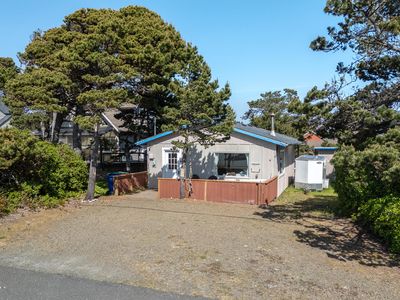 2132 NW Inlet Ave, Lincoln City, OR, 97367