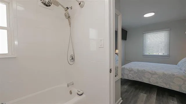11 S Washington Ave #2 — Photo 28