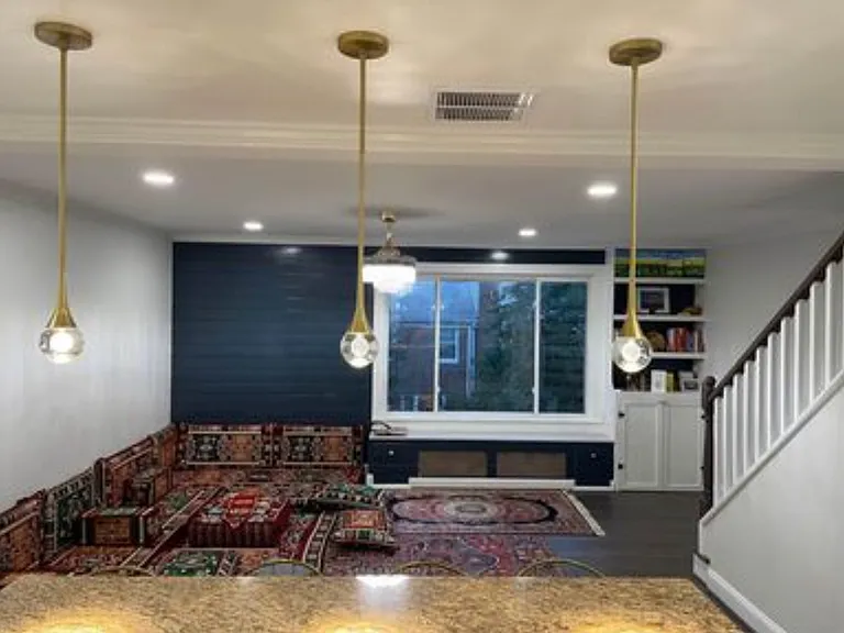 205 Gentry Ave — Photo 2