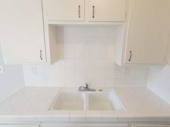 4th image of 6258 Pickering Ave APT C