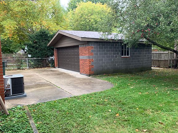 4th image of 26219 Harmon St