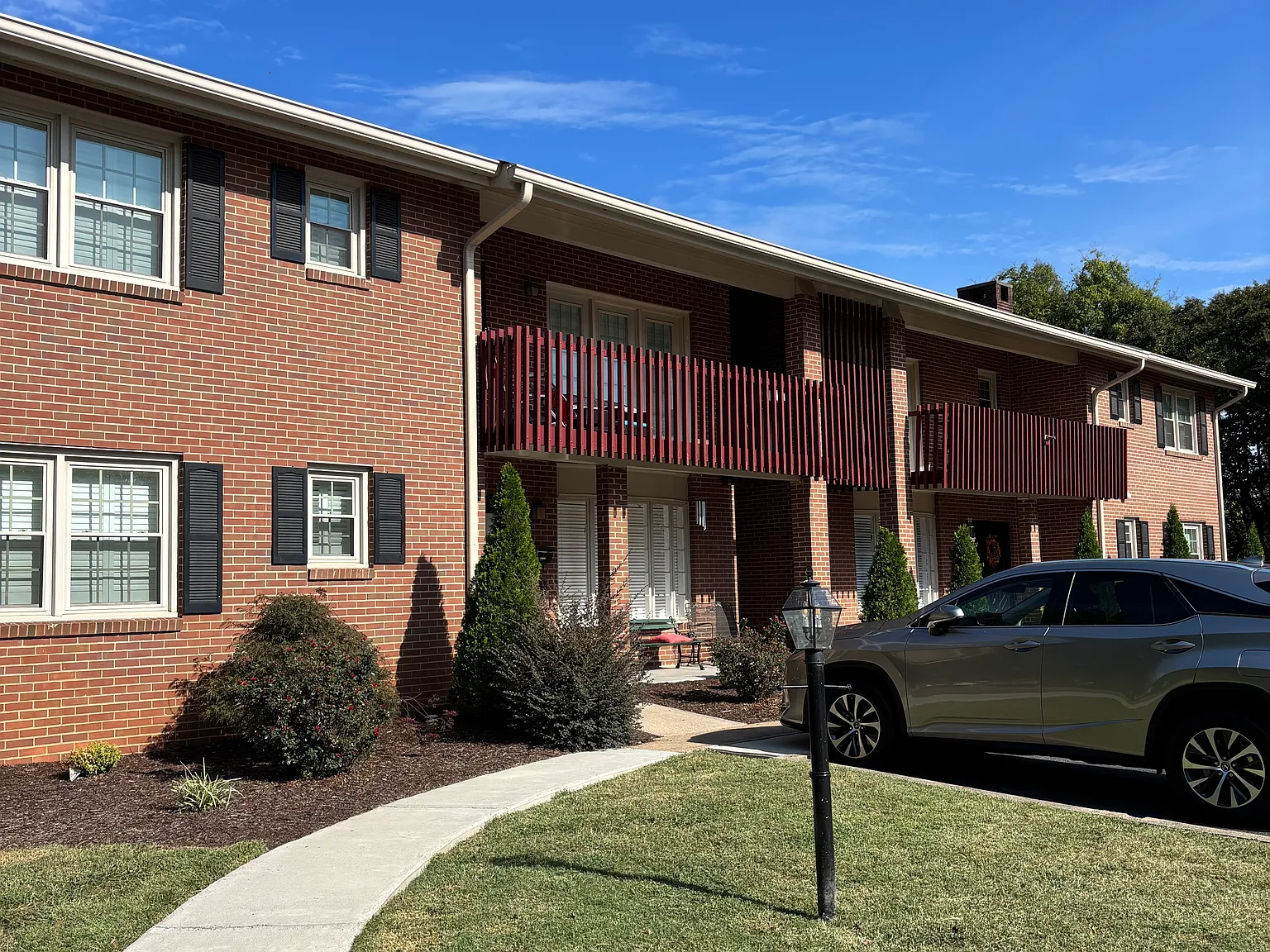 2 bed, 1.5 bath, $2,200 — Photo 1