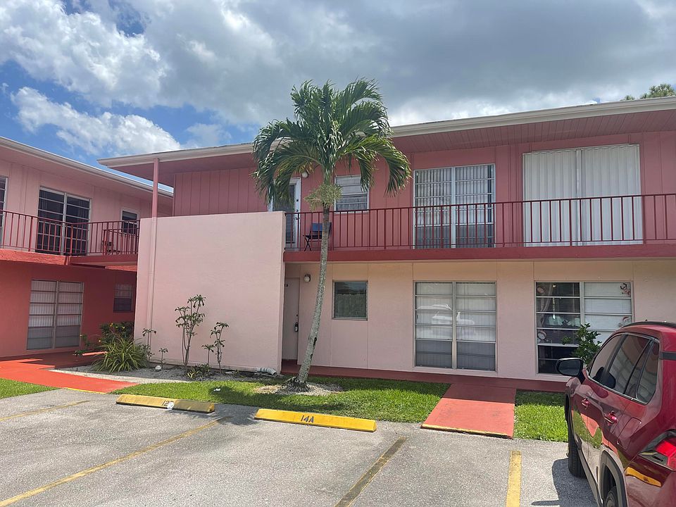 14 Golfs Edge APT A, West Palm Beach, FL 33417 Zillow