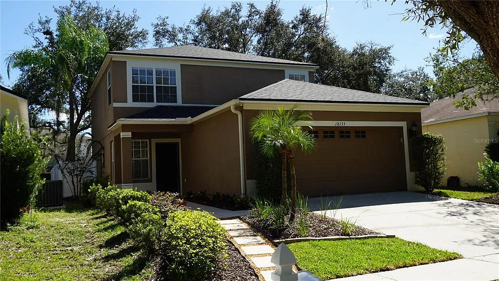 4 bed, 2.0 bath, 1768 sqft, $2,300 — Photo 1