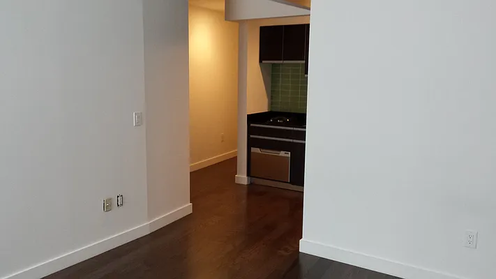 Rented by Metro Loft Management | media 9