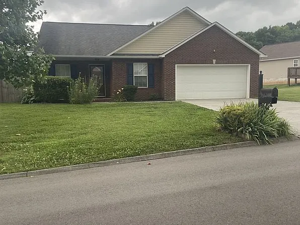 711 Drakewood Ln, Knoxville, TN 37924