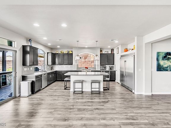 2nd image of 5976 Rockway Glen Ave