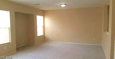 3 bed, 2.5 bath, 2021 sqft, $2,150 — Photo 4