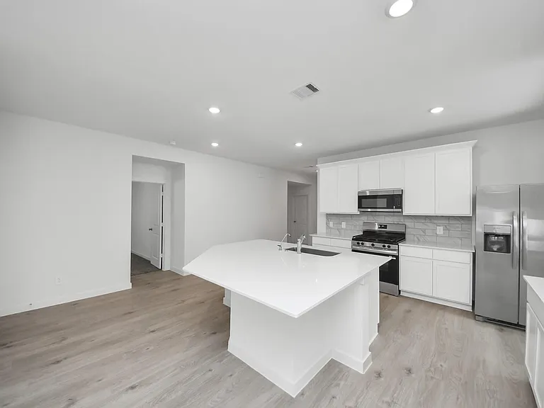 31138 Warwick Coast Ct — Photo 15