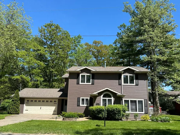 10444 W Higgins Lake Dr, Roscommon, MI 48653