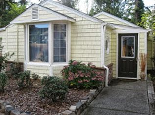 9014 240th St SW, Edmonds, WA 98026