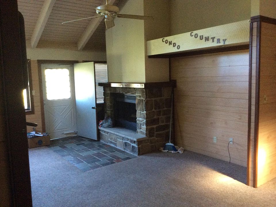 2nd image of 119 Condor Dr