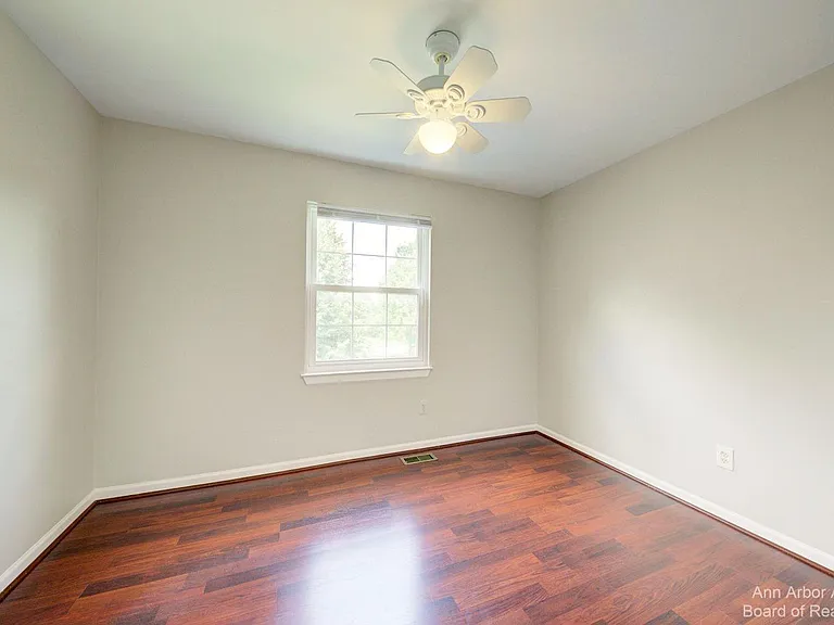 3127 Dunwoodie Rd #38 — Photo 36