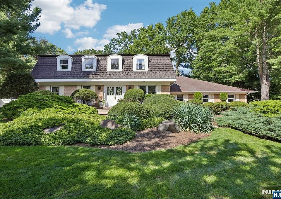 1st image of 306 Windham Court