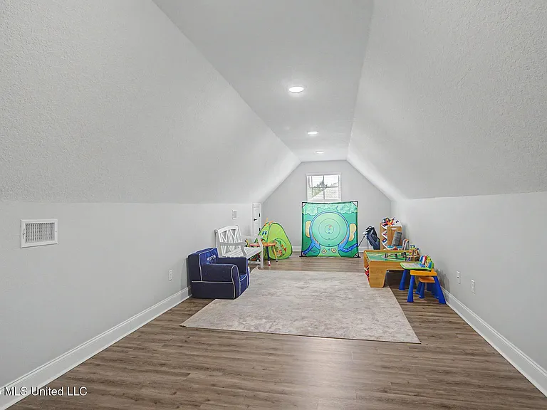 6812 Enclave Ln — Photo 24