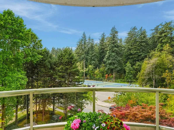 6188 Patterson Ave #603, Burnaby, BC V5H 2N1