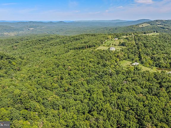 2nd image of Farm View Ln