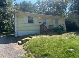 702 Beardsley Ct, Saint Louis, MO 63135