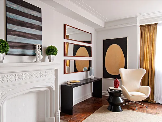 Sold by Sotheby's International Realty | media 6