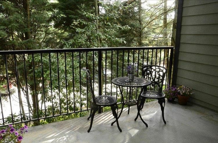private deck
