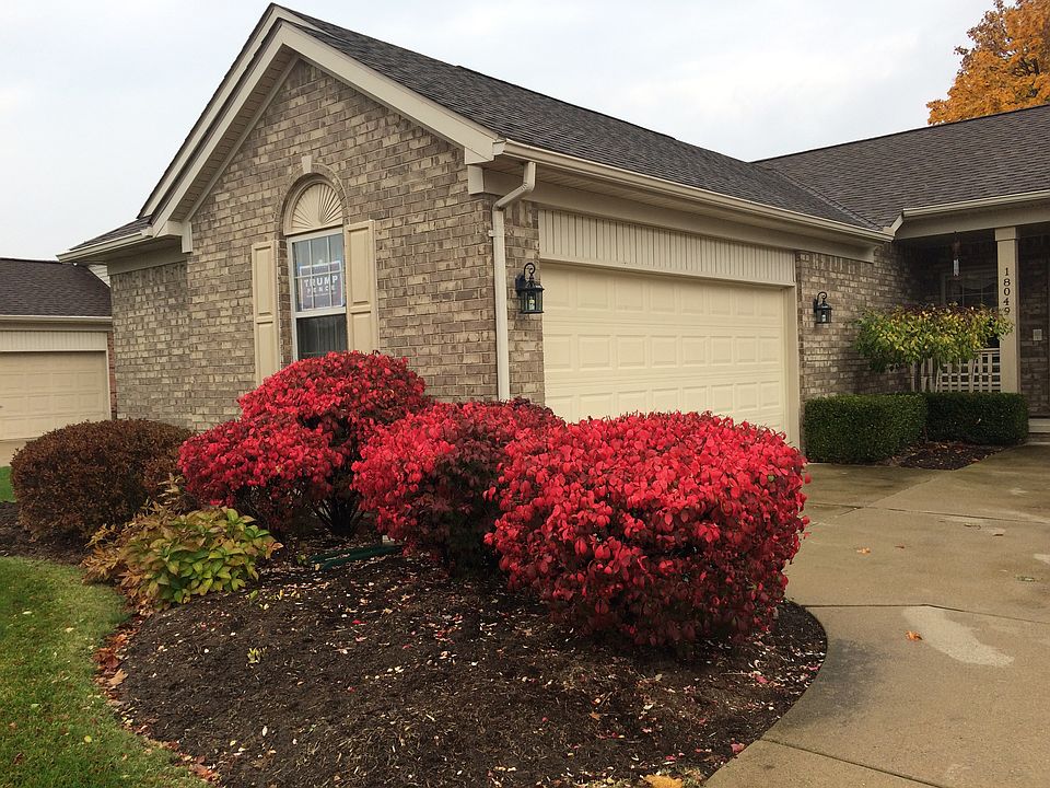 1st image of 18049 Redwood Dr