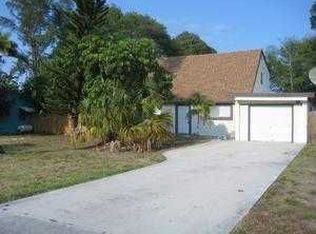 3940 Everett Ct, Lake Worth, FL 33461