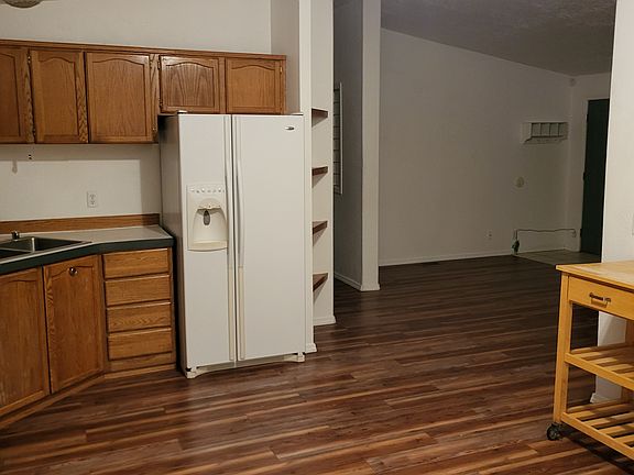 3rd image of 8500 12th St SE