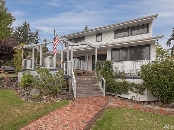 3rd image of 12915 53rd Street Ct E