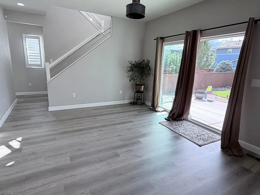 3 bed, 3431 sqft, $3,400 — Photo 4