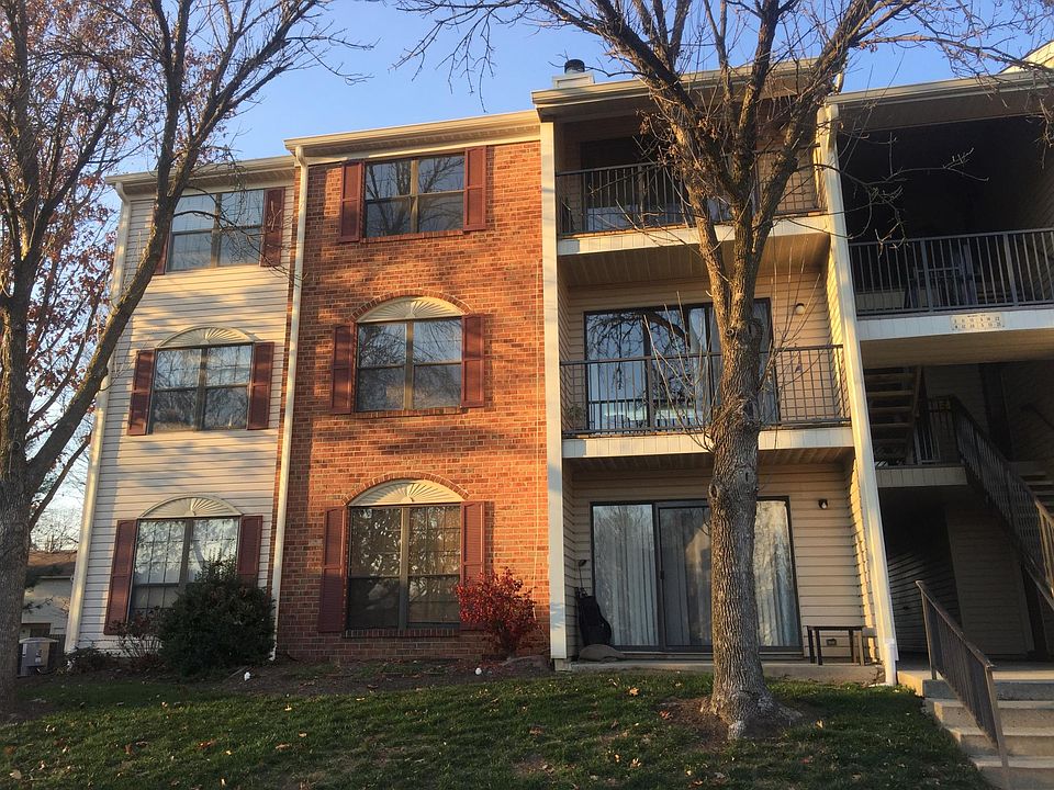 1st image of 20 Voscek Ct