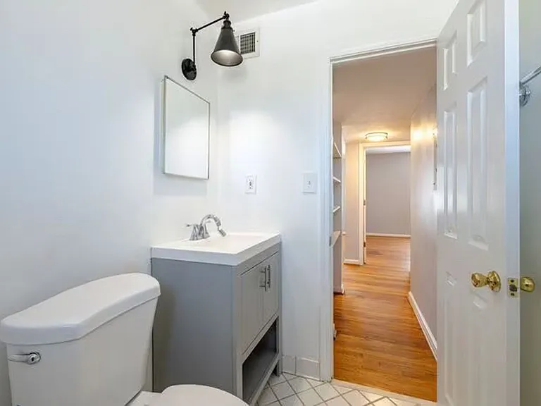 Peachtree Hills Court | Where Atlanta's Energy Meets Timeless Charm — Photo 73