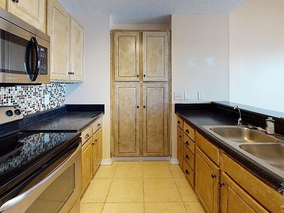 5th image of 751 Pensacola Beach Blvd APT 9