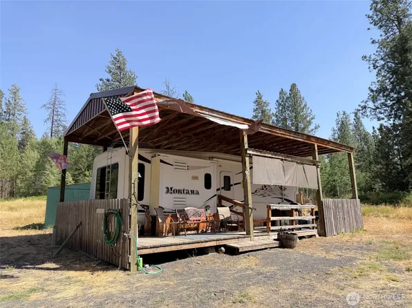 1 Miles/Creston Road E, Creston, WA 99117