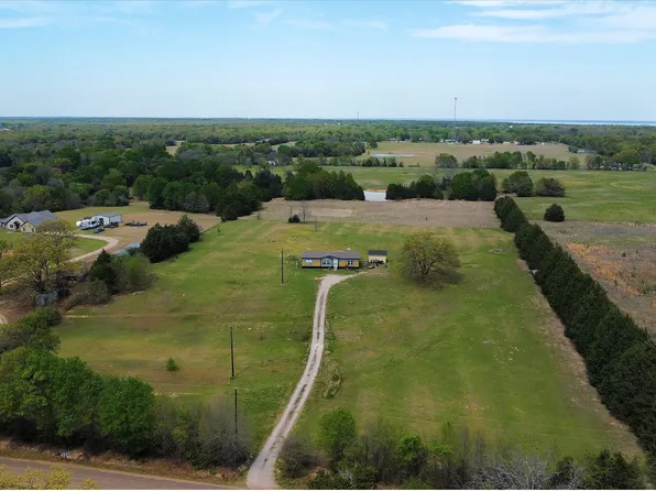 8352 County Road 2404, Tool, TX 75143