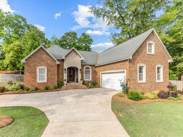 102 Kildare Ct, Dothan, AL 36303