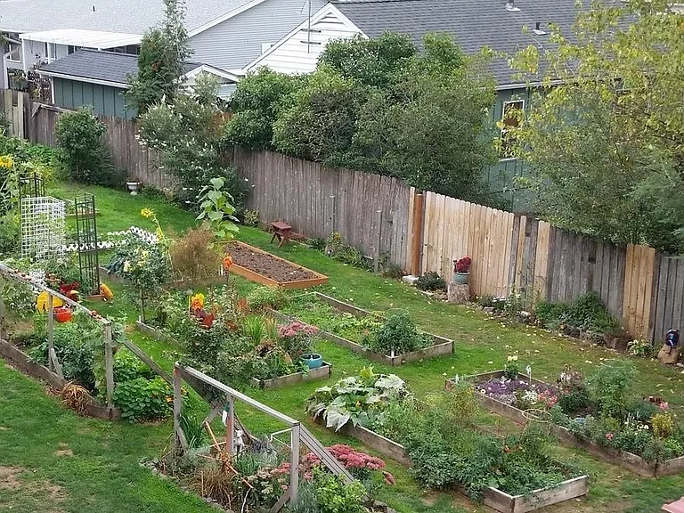 Community Gardens
