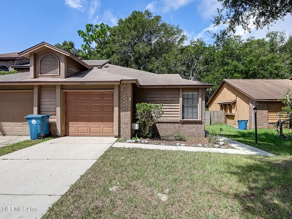 3476 Raymur Villa Dr