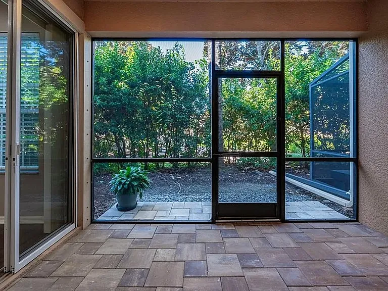 5543 Napa Dr — Photo 18