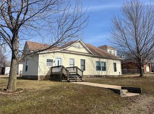 317 W 12th St, Galena, KS 66739
