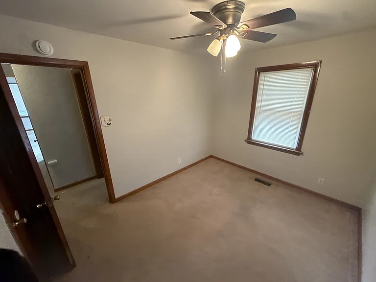 223 Wiegel Dr — Photo 35