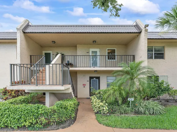 118 Lake Constance Drive, West Palm Beach, FL 33411