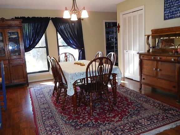 5th image of 4408 Dalton Dr