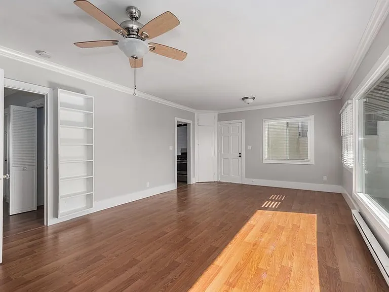 1527 Seal Way #4 — Photo 11