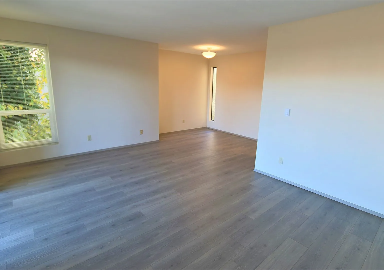 Interbay 21 — Photo 3
